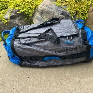 Eagle Creek EC120L wheeled duffle